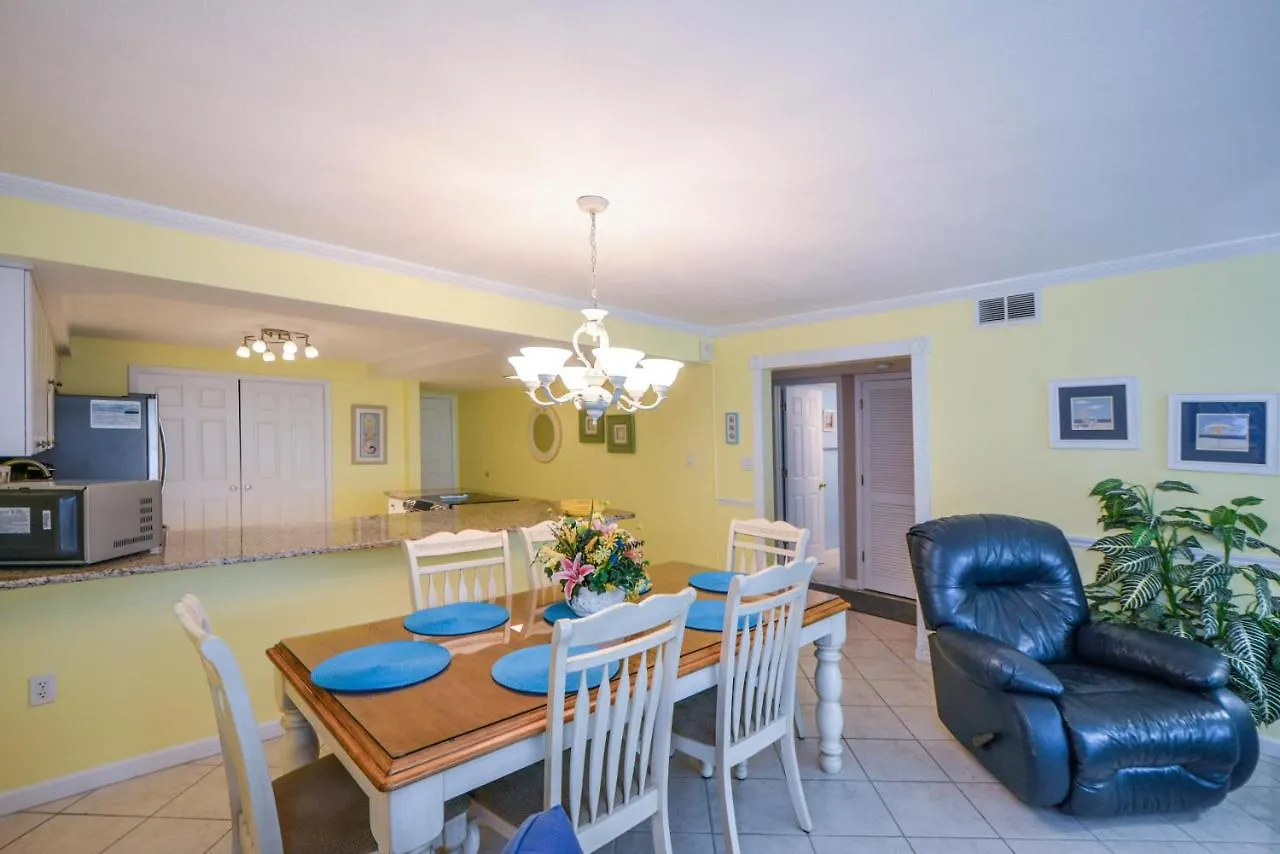3024 Shoreline Tower Beach View Vacation Condo Free Beach Setup Destin Holiday home