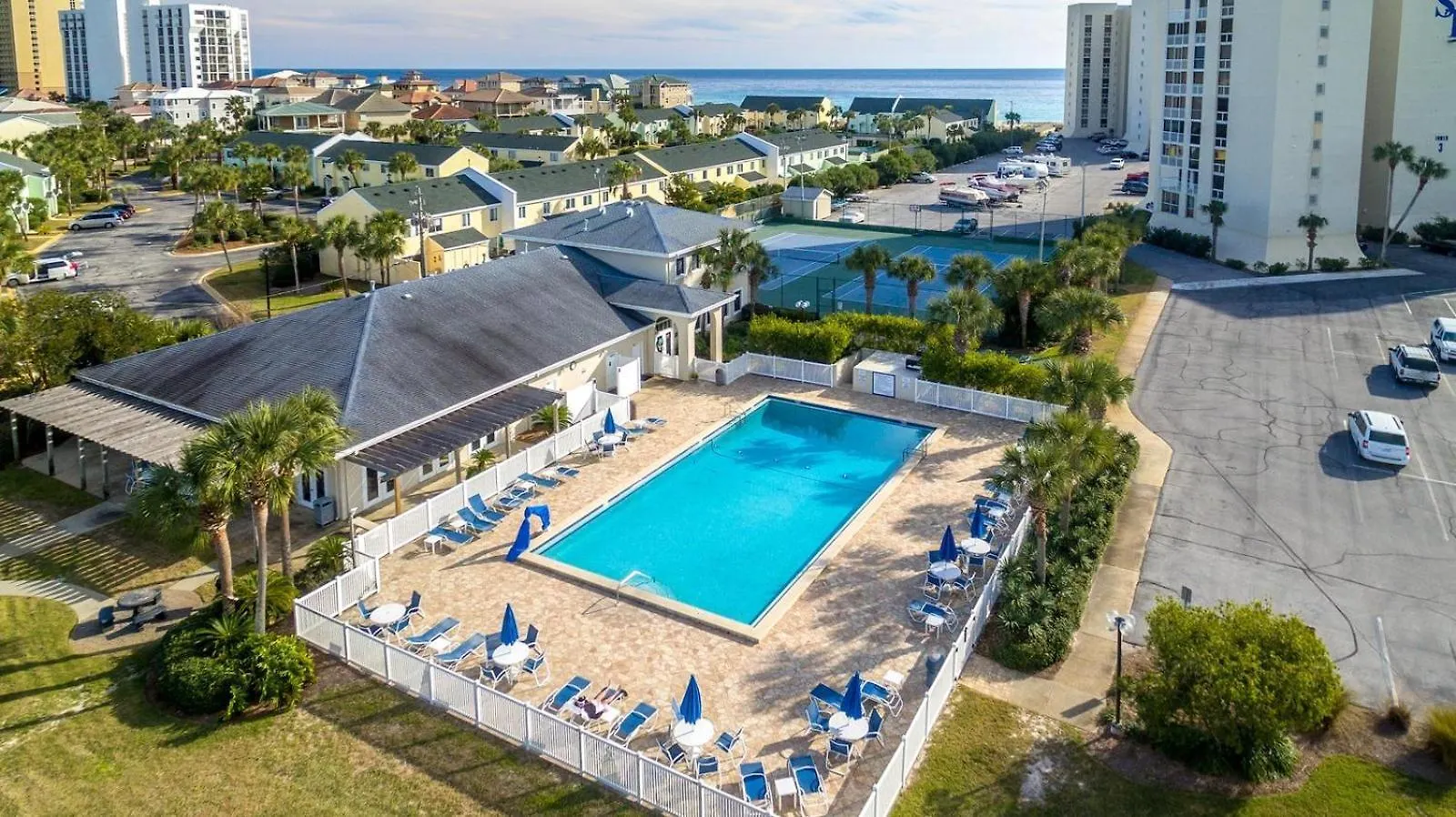 3024 Shoreline Tower Beach View Vacation Condo Free Beach Setup Destin 0*,  United States